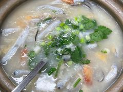 -盛燕泥丁粥