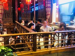 大堂-亿诣蝎府炸酱面羊蝎子火锅(酷车小镇店)