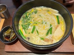-银米·云南传统过桥米线(双廊黑金冠店)