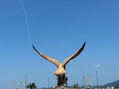 -巨鹰广场