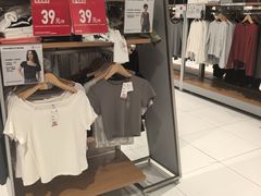 -优衣库(南京建邺万达广场店)