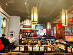 -川流不息·地道川菜·小龙虾(新松江路店)