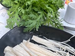 蓬蒿菜-肥仔文澳门猪骨煲(南京西路店)