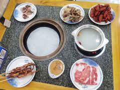 -锤头鲨毛肚海鲜烤肉自助餐厅(国购广场店)