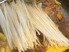 -70後铁锅炖(坡博总店)