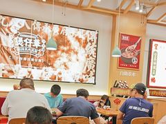 -华记煲仔华·煲仔饭(市桥易发店)
