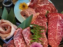 -铭牛烧肉·和牛海鲜自助(高新月牙湖店)