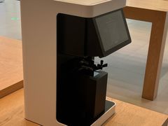 -Apple零售店(华贸购物中心店)