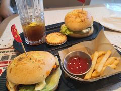 -必胜客(珠海路店)