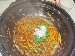 砂锅粉丝煲-费大厨辣椒炒肉(高铁吾悦广场店)
