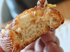 -VERIE BAKEHOUSE