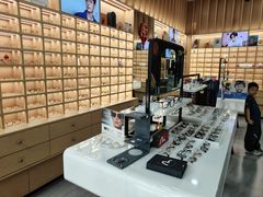-一代眼镜·蔡司配镜(浦东大拇指广场店)