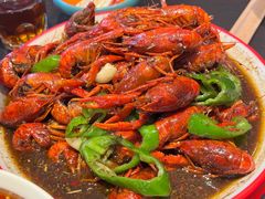 -川流不息·地道川菜·小龙虾(松东路店)