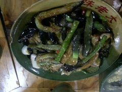 豇豆茄子大碗菜-味老大土碗菜(中山三路店)