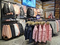 -SKECHERS 斯凯奇(上海国际时尚中心店)