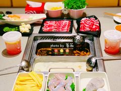 -海底捞火锅(河东万达广场店)