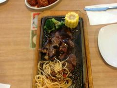 -必胜客(WOW南雄店)