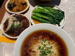 -松鹤面馆·古法焖肉面(观前店)