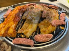 -韩国屋炭火烤肉(时代广场店)