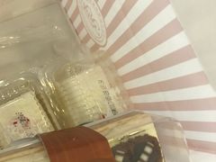 -红宝石·鲜奶小方(长阳店)
