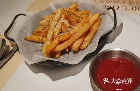 American-Style Fried Thick Potato Fries