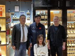 -喜喜月子(瑞虹天地店)