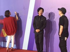 -上海跨国采购会展中心