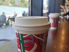 -星巴克(西藏路店)