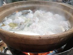 -广宁炭炉鸡煲·富临门饭店