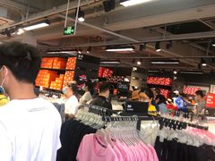-NIKE上海青浦优选体验店