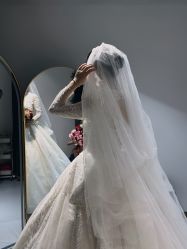 -LA GRACE高端婚纱礼服定制馆