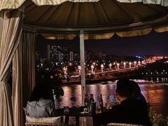 -酤居湖景音乐餐吧(安宁店)
