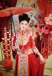 -莫小姐婚纱