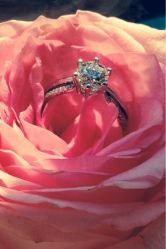 iphone_upload_pic-威德钻石-克拉钻大本营(南京东路店)