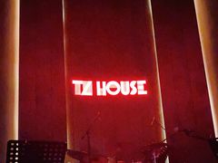 -TZ House音乐现场(来福士中心店)