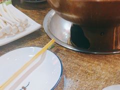 -老蜀铜火锅·酸菜脊骨·麻辣羊蝎子(热闹路店)