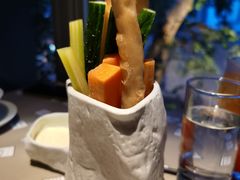 -穹六人间 people 6(岳阳路店)