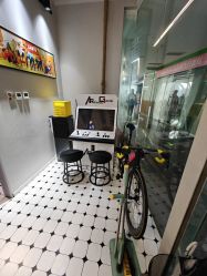 点击看大图 -老男孩男士理容馆·理发·烫染·修面