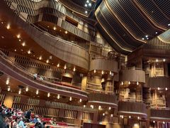 -交通银行前滩31演艺中心