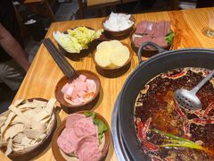 -乐闹闹重庆火鍋(民治店)