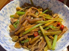 -魏铭鱼头捞饭(晋阳路店)