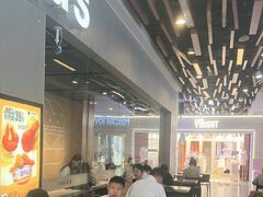 -麦当劳(中二横路店)