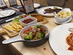 -刀叉遇上筷子中西融合餐厅(和平店)