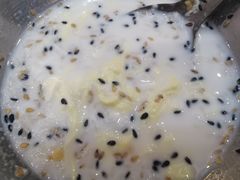 -白翔甜食店