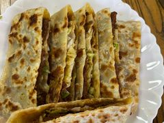 -溢心园香河肉饼总店