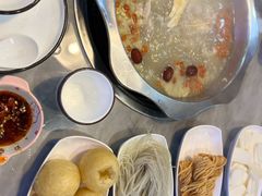 -光头药膳鸡(莱茵小镇店)