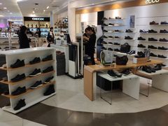 -百盛(莘庄店)