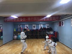 -嗨动跆拳道体能馆(菜百店)