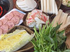 -赵美丽·重庆社区火锅·直营店(火车东站·中豪国际店)