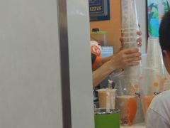 -CoCo都可(八达商城店)